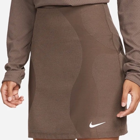 Nike Dri-FIT UV Tour Women's Golf Skort NWT - Picture 5 of 9